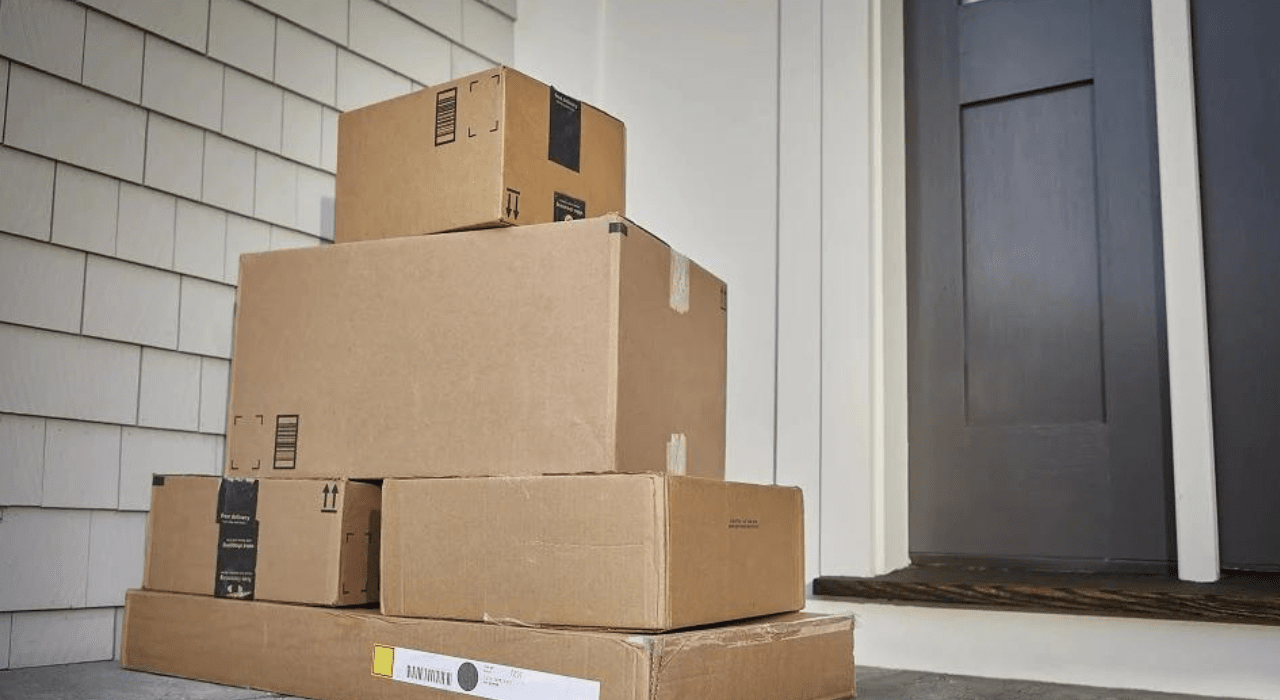 What Makes The Feliluke Package Box User-Friendly?